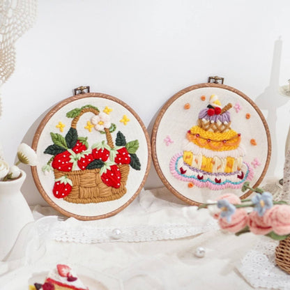 [Pre-order] ?Beginner Punch Needle Embroidery Kit - Easy DIY Strawberry Basket